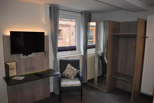 Hotel Neue Stuben Wolfsburg Buitenkant foto