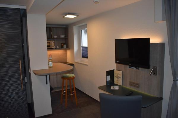 Hotel Neue Stuben Wolfsburg Buitenkant foto